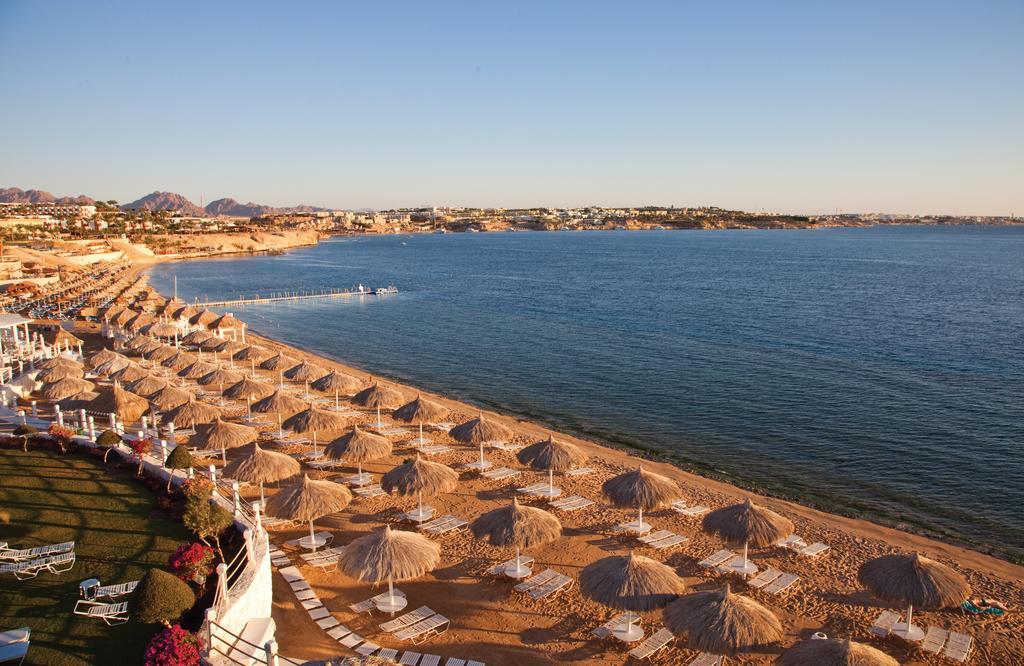 Sunrise Arabian Beach Resort Sharm el-Sheikh Exterior photo A beach in Hurghada